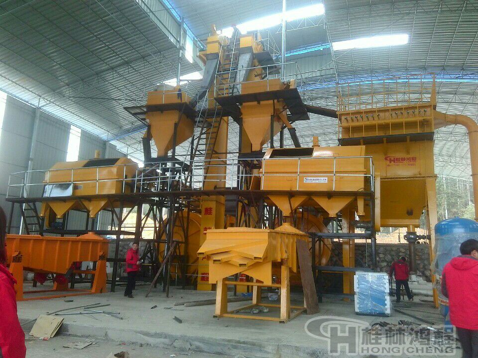 石英砂磨機(jī)，石英砂自磨機(jī)，磨粉機(jī)，制砂機(jī)