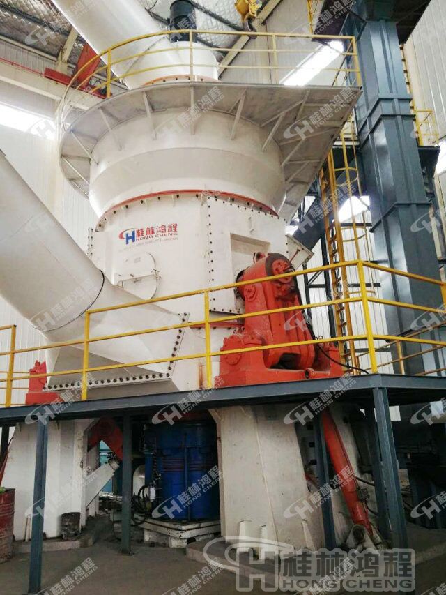 HLM立磨機是滑石加工明星磨粉設備，出粉細度80-325目